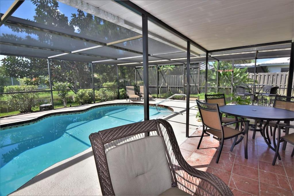 Rowena House 2Bd Den 2Bth Heated Pool Near Siesta Key Villa Sarasota Buitenkant foto